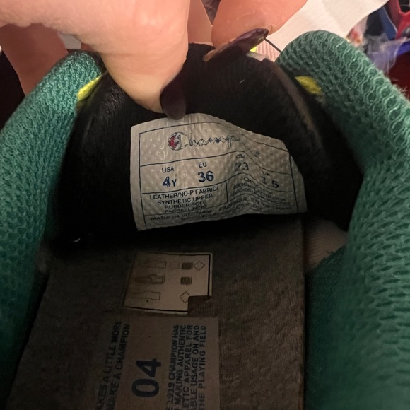 Special edition champion sneakers - Picture 4 of 4